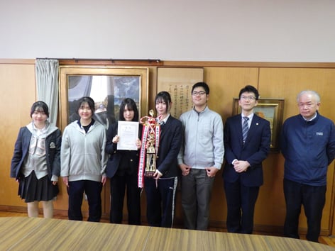 1年生の有志生徒が長野県模擬裁判選手権で優勝