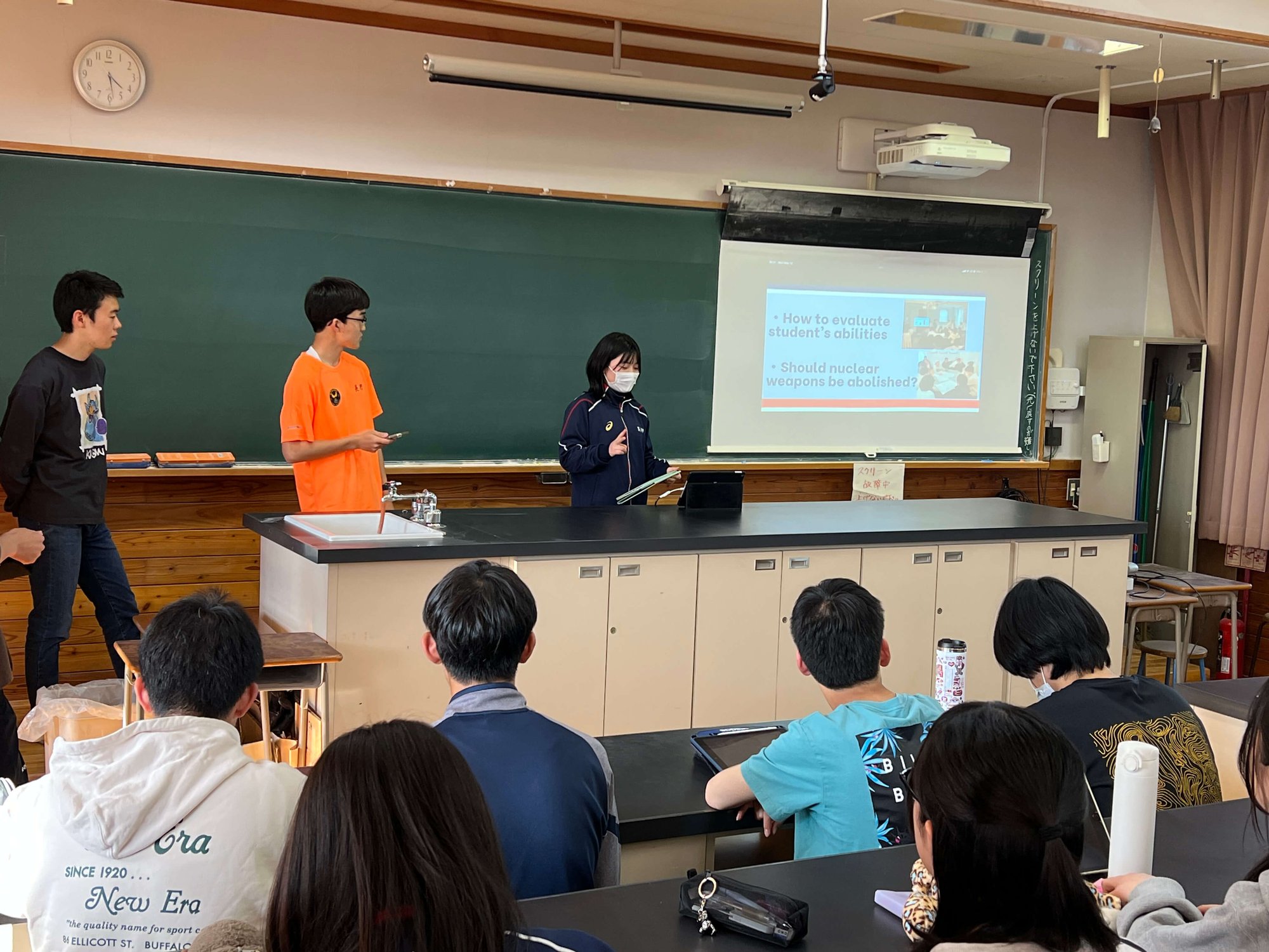 海外研修報告会準備の様子