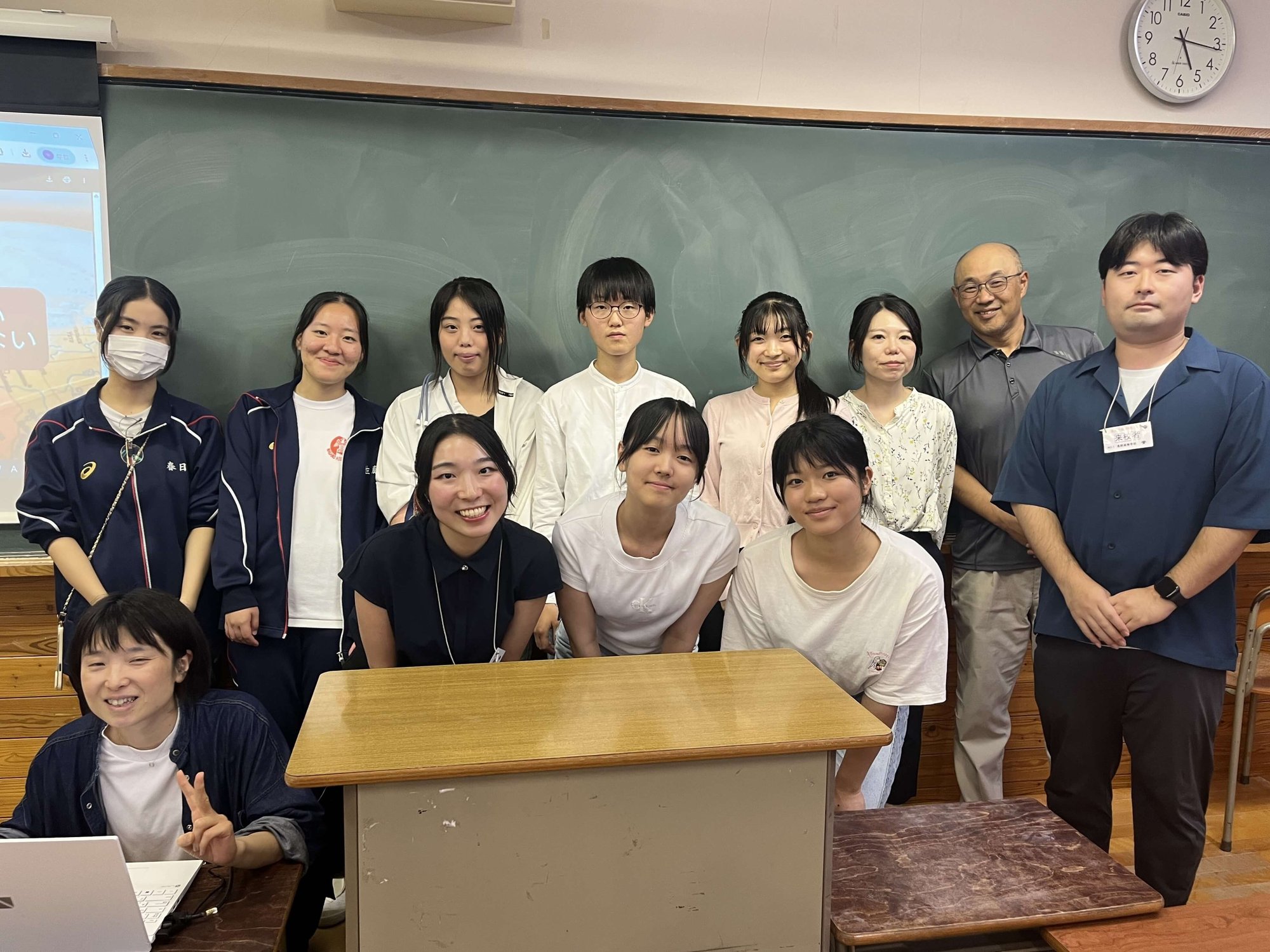 土屋京香さんと生徒の皆さん