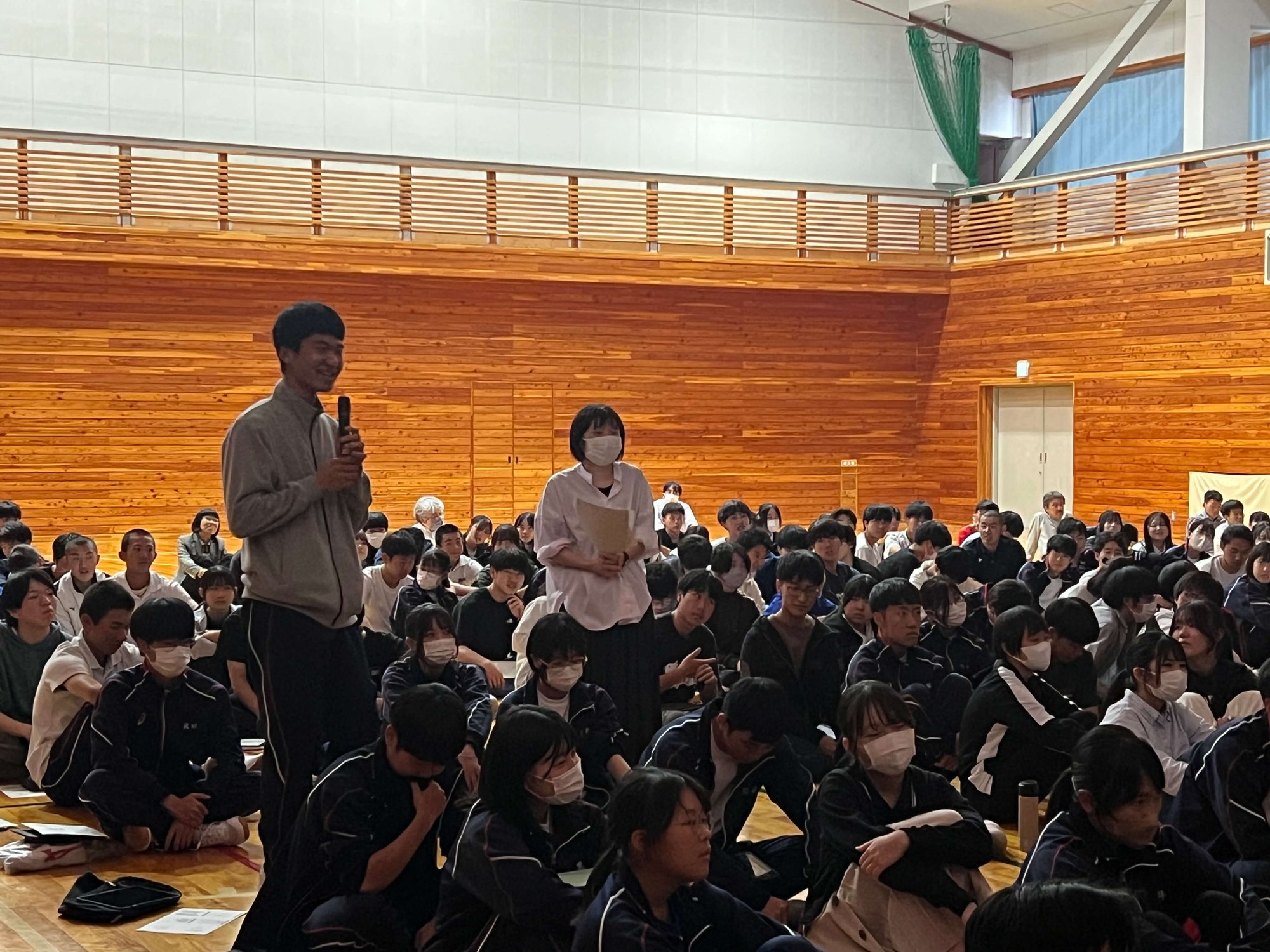 「課題研究デザイン」講演の様子