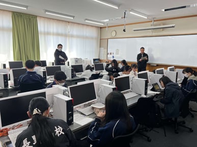 3年選択生「グローカルアカデミア」授業開始