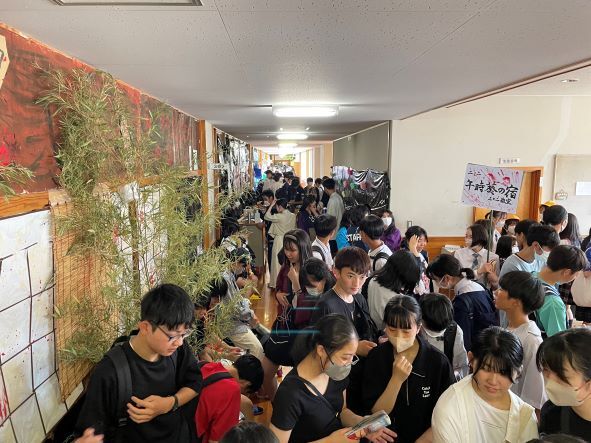 中フェス・芸術祭・1/2学年クラス企画・3年生モギコン・ビデオコンテスト・有志文化企画など